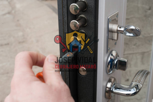 Apertura de puerta Mataró
