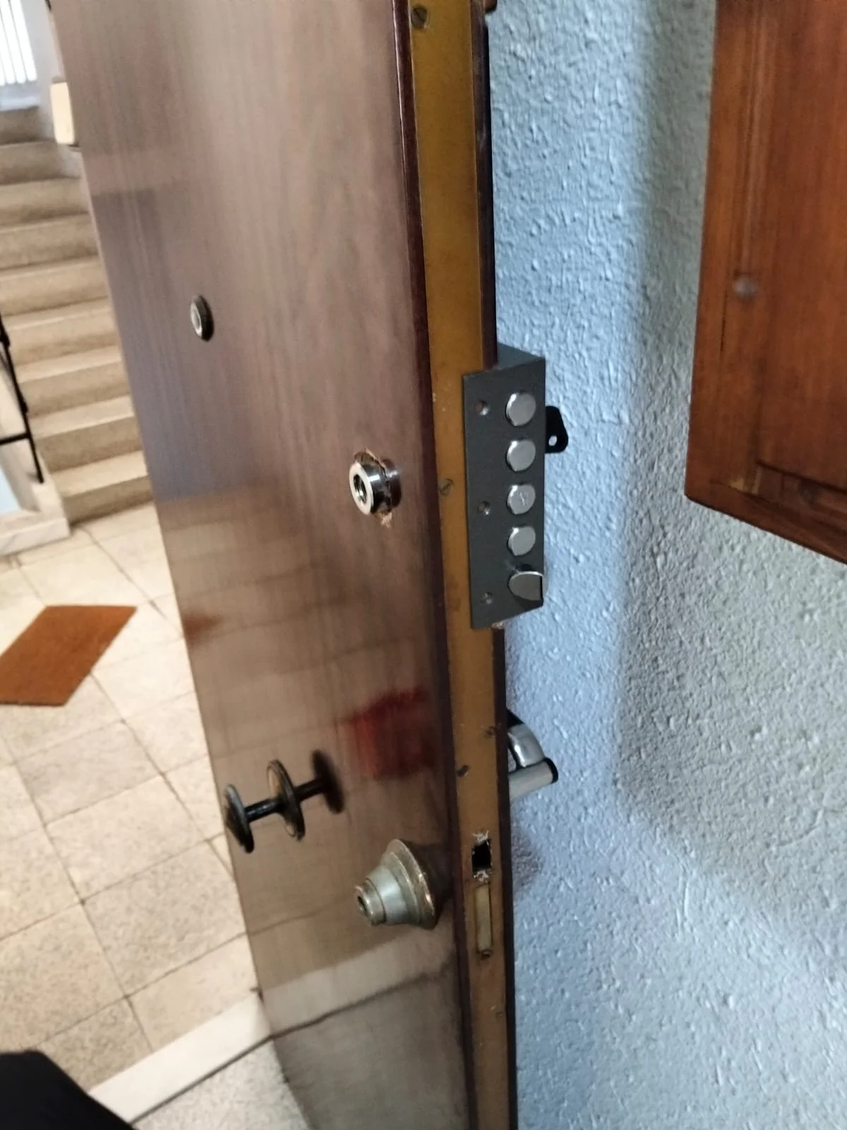 Instal·lació i ajust de tancaments